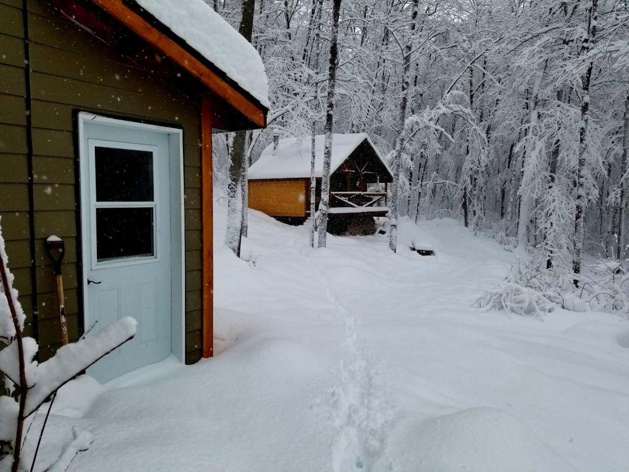 Les Cabines Nordik Des Piles Villa Saint-Jean-des Piles Exteriör bild
