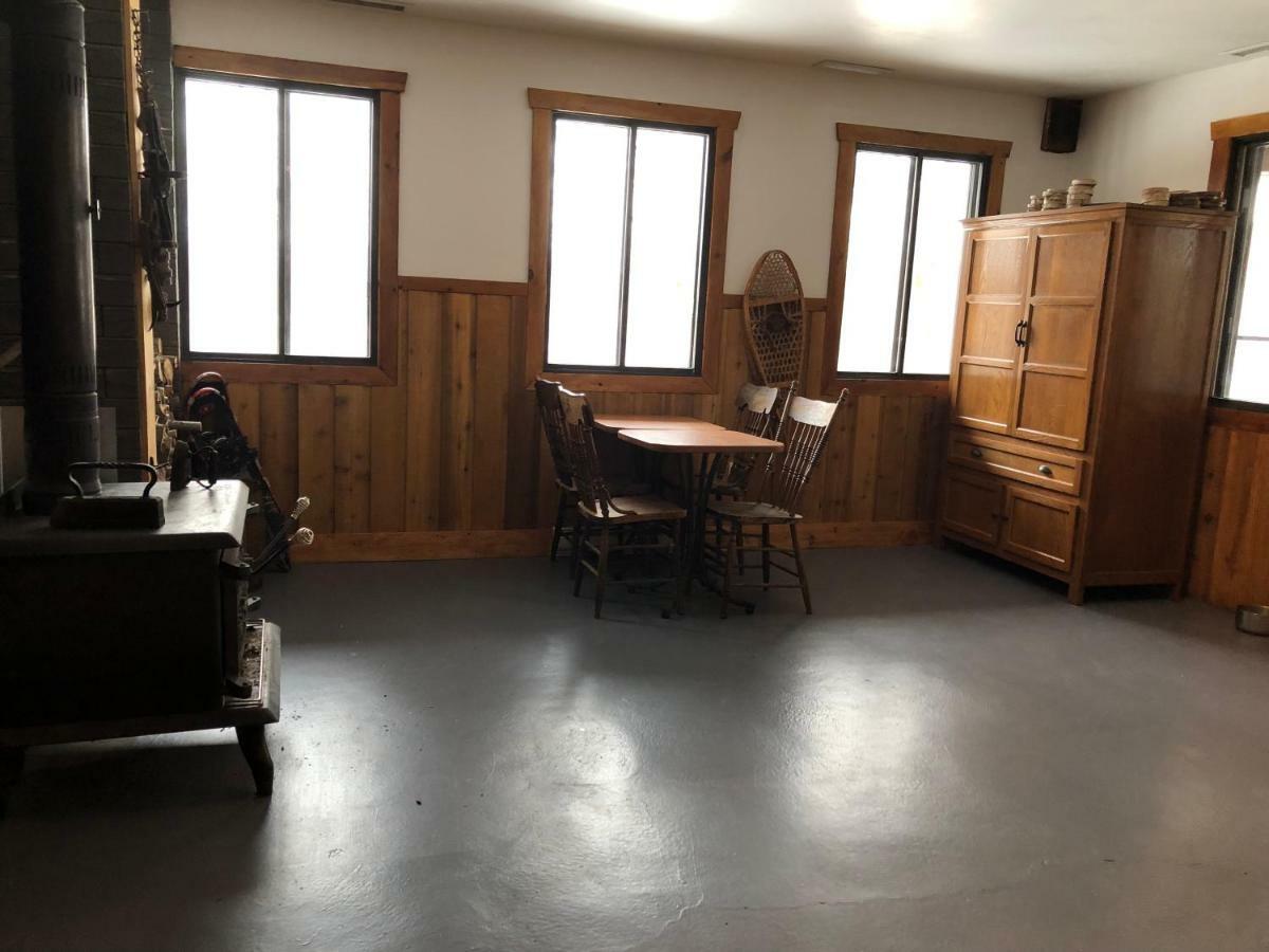 Les Cabines Nordik Des Piles Villa Saint-Jean-des Piles Exteriör bild
